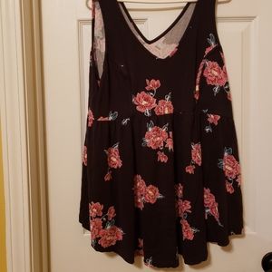 Torrid super soft floral tanktop